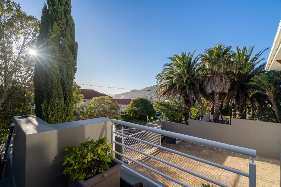 7 Bedroom Property for Sale in Camps Bay Western Cape
